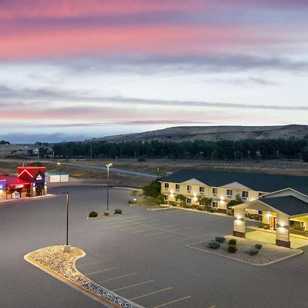 Super 8 By Wyndham Big Timber Motell Exteriör bild