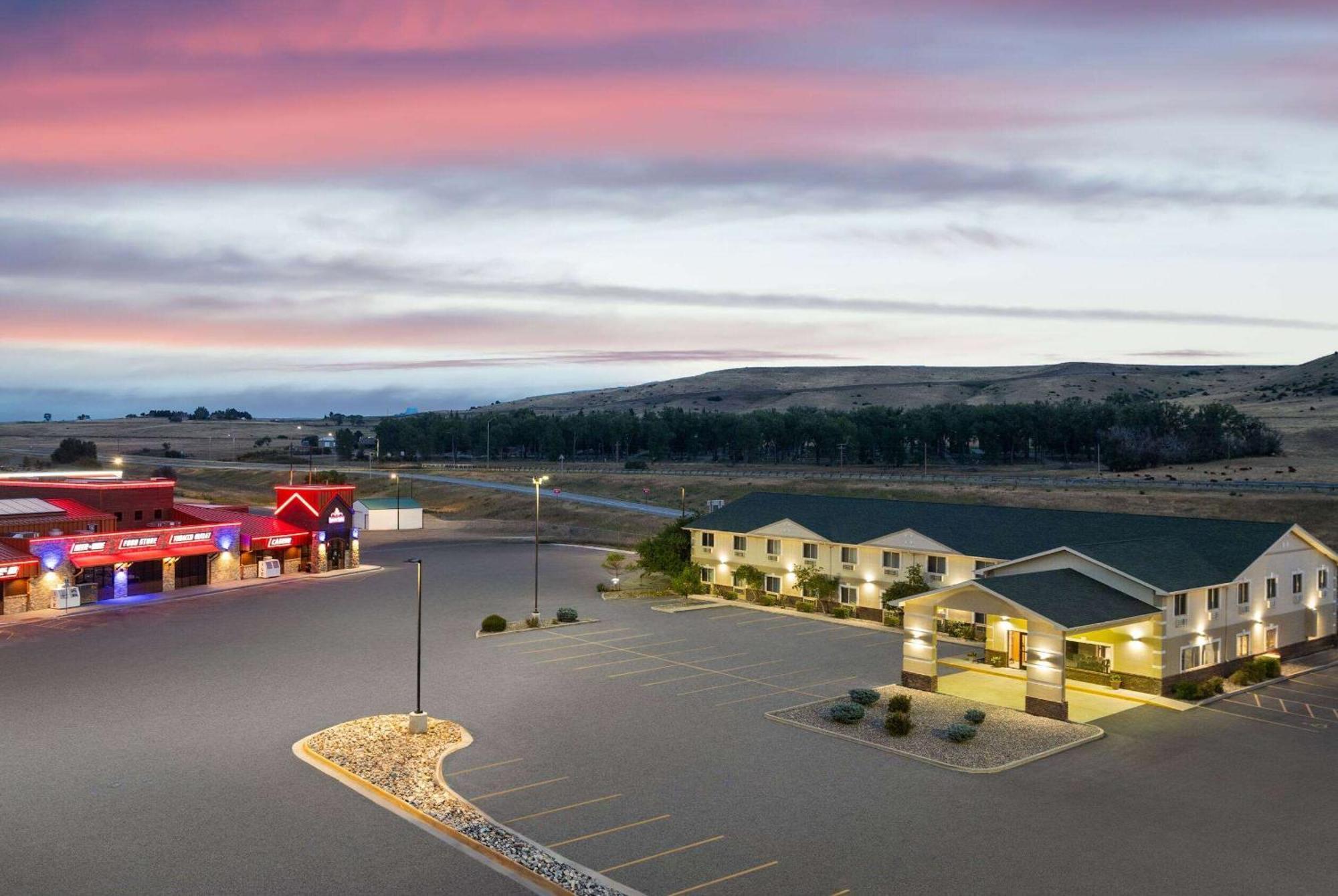 Super 8 By Wyndham Big Timber Motell Exteriör bild